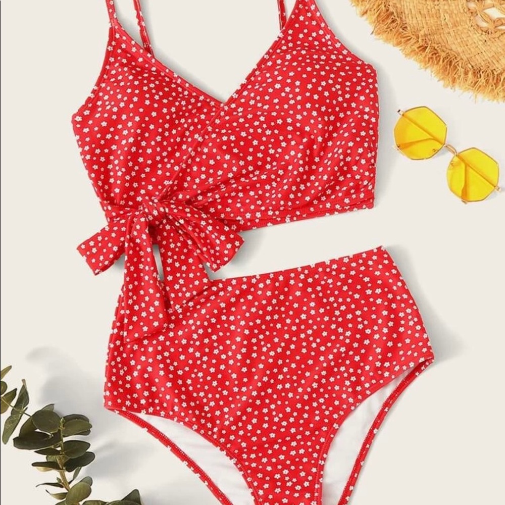 1XL Plus Floral Bikini Swimsuit